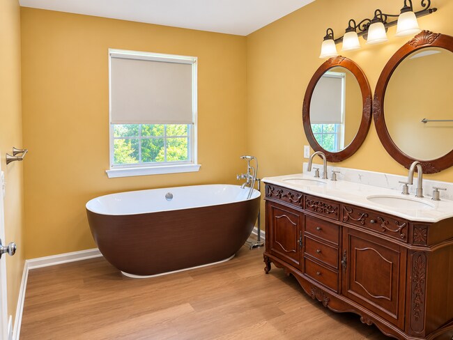 Foto del edificio - 9 Clearbrook Ln