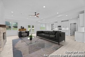 Foto del edificio - 1350 Birch Ln