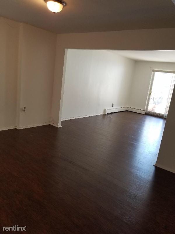 Foto del edificio - 2405 Fuller St