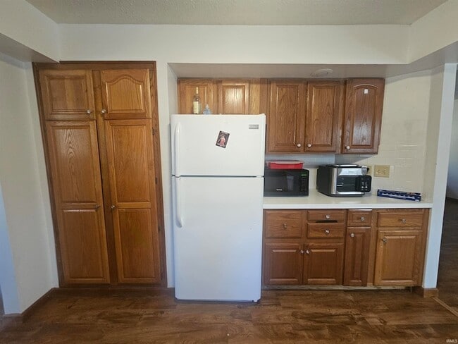 Foto del edificio - 4035 N Hinkle Rd