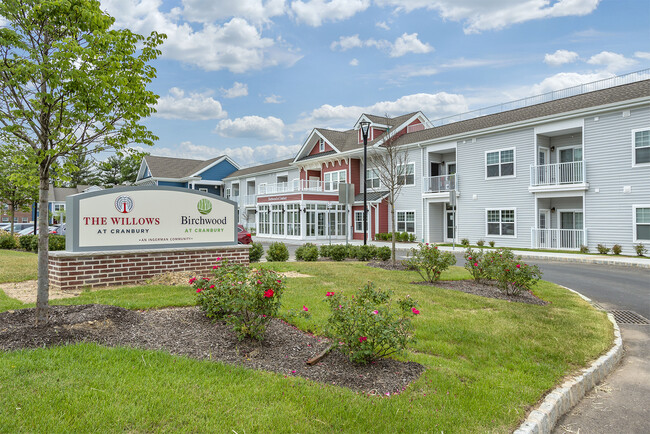 Foto del edificio - Birchwood & Willows at Cranbury