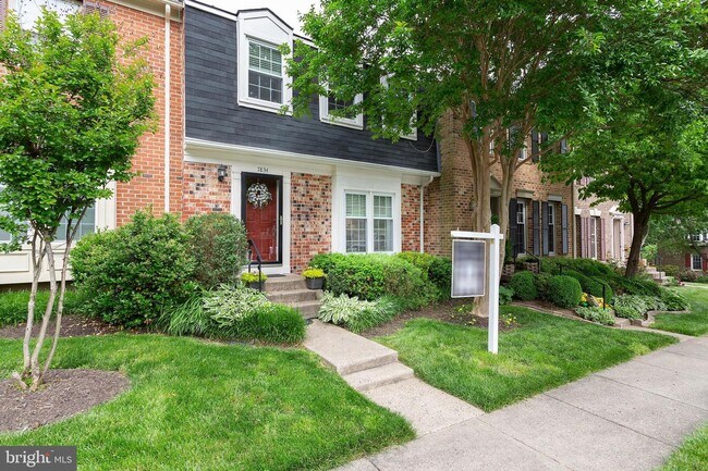 Building Photo - 7834 Butterfield Ln