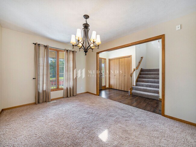 Foto del edificio - 4 Bedroom Papillion Home!