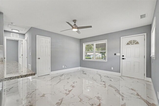 Building Photo - 20703 Mickens Dr