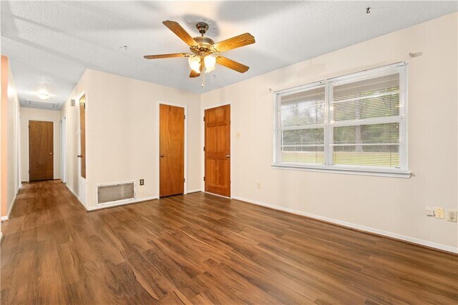 Foto del edificio - 11297 Old Moffat Rd