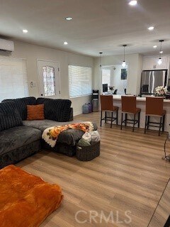 Foto del edificio - 23435 Panama Ave