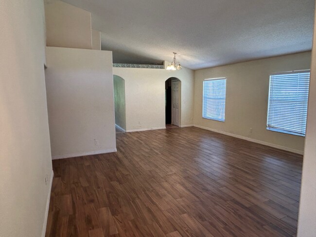 Building Photo - 4434 Brookdale Ct