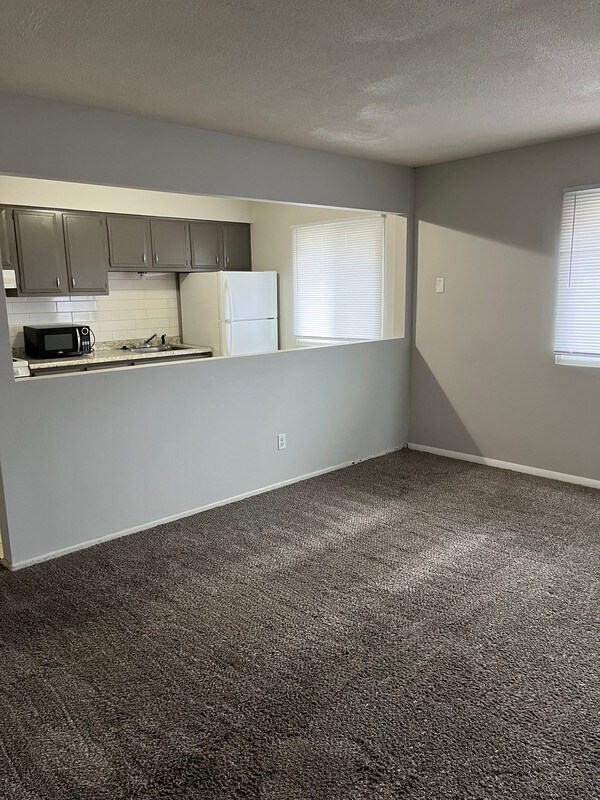 4420 S 25th St Unit 5, Omaha, NE 68107 Condo for Rent in Omaha, NE