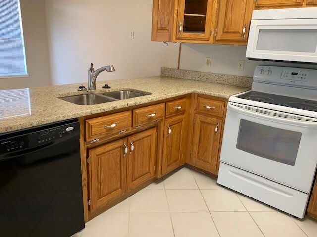 Building Photo - 339 S Northpark Ln