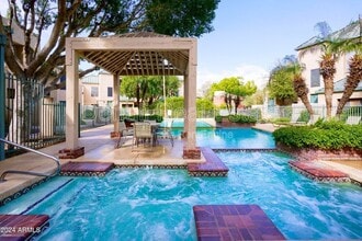 Building Photo - 101 N 7th St