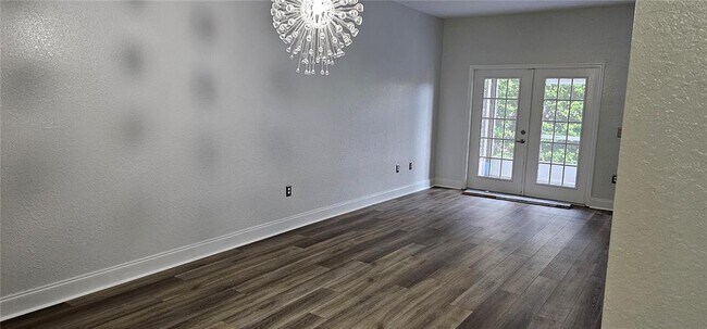 Foto del edificio - 8003 Bally Money Rd