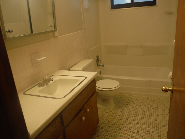 Foto del edificio - Buron Circle Apartments