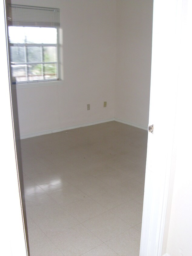 Foto principal - 315 E Taylor St