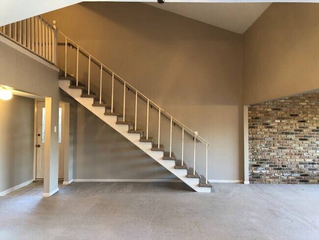Building Photo - West Pensacola - Perdido Bay Villas - 3 be...