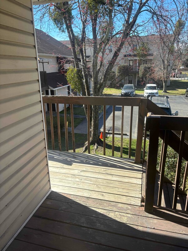 Foto del edificio - 755 Burcale Rd