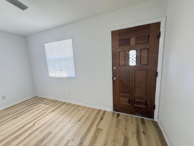 Foto del edificio - 3815 Osprey Cir