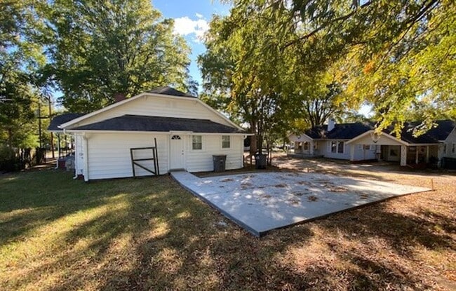 Foto del edificio - 3bed, 2ba Bungalow - 5 minutes from Downtown Kannapolis