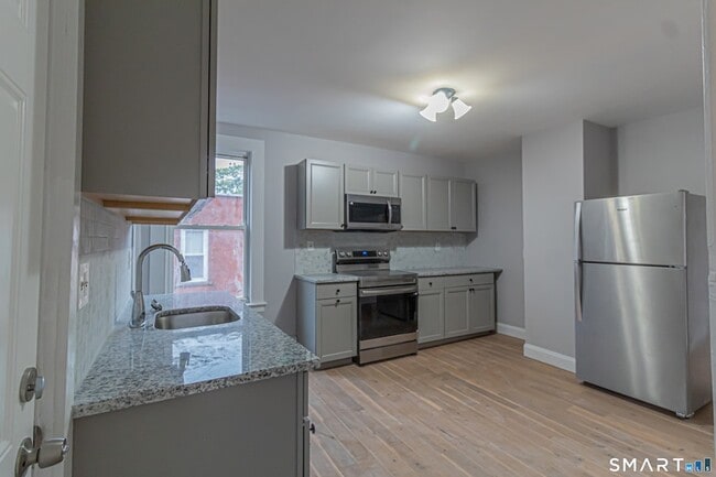 Photo - 27-29 York Street Unit 2 Apartment