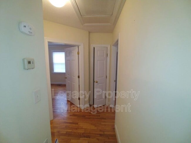 Foto del edificio - 609 E Willowbrook Dr