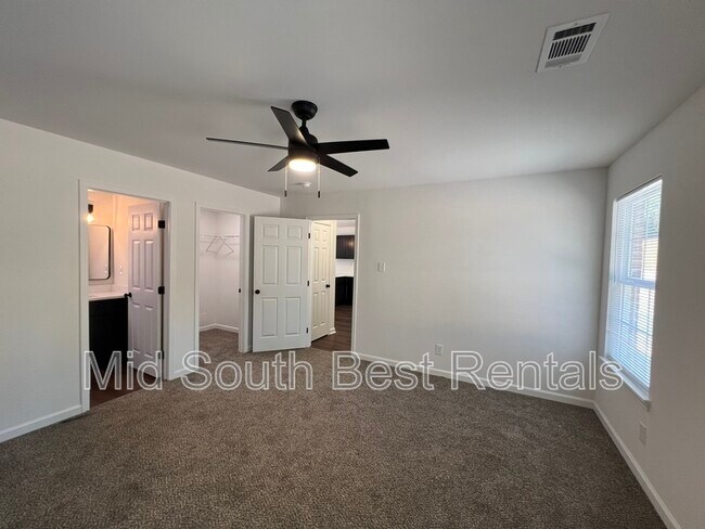 Building Photo - 2064 Collier Rd