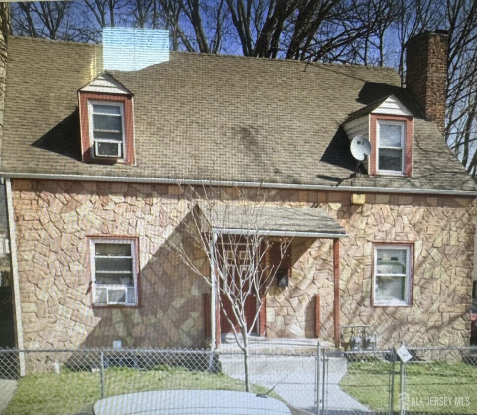 Foto principal - 97 Welton St