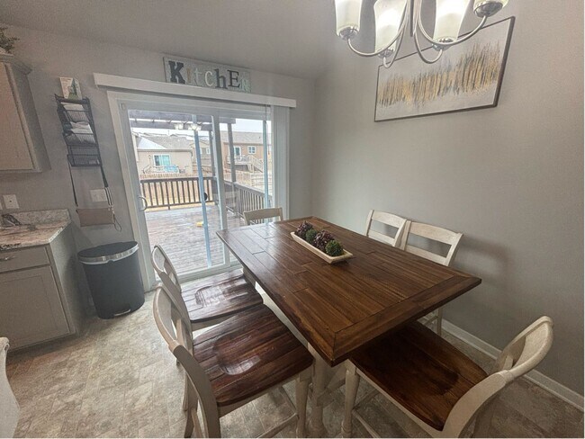 Foto del edificio - Beautiful Split-Level in BENNINGTON