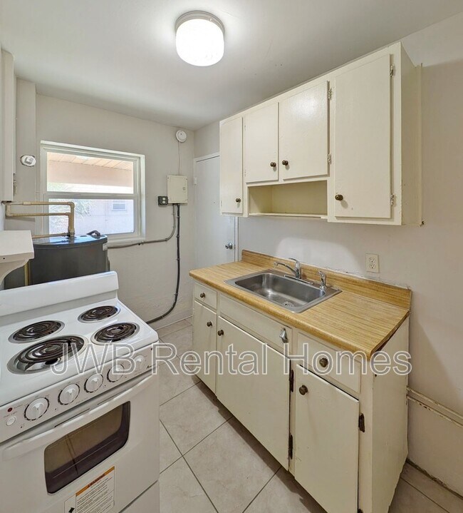 Foto del edificio - 225 15th Ave N