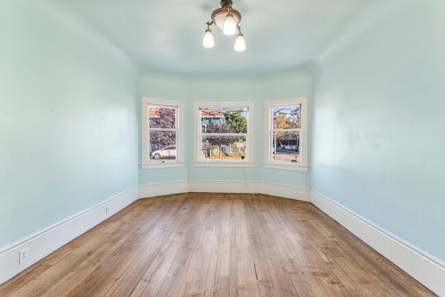 Foto del edificio - 2903 West St