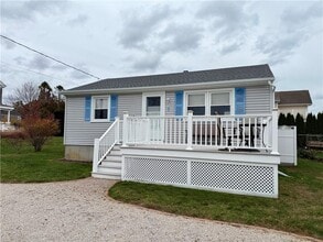 Building Photo - 7 Salt Pond Way