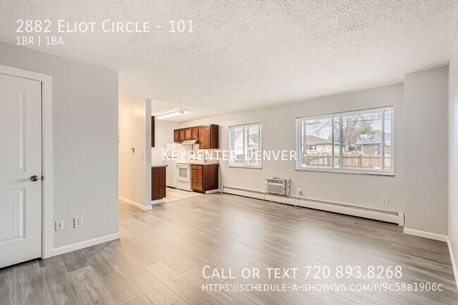 Building Photo - Newly Renovated Charming 1 Bedroom Apartme...