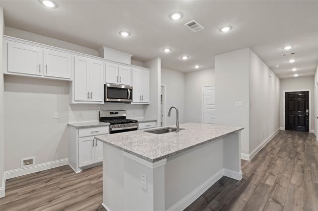 Foto del edificio - 220 Fire Rock Dr