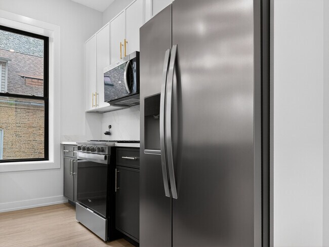 Foto del edificio - 1416 N Maplewood Ave