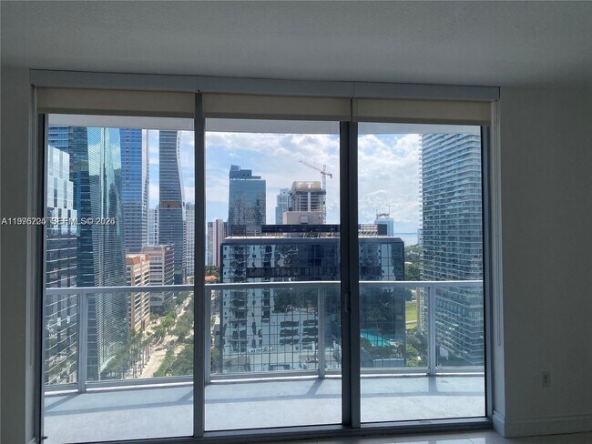 Foto del edificio - 1060 Brickell Ave