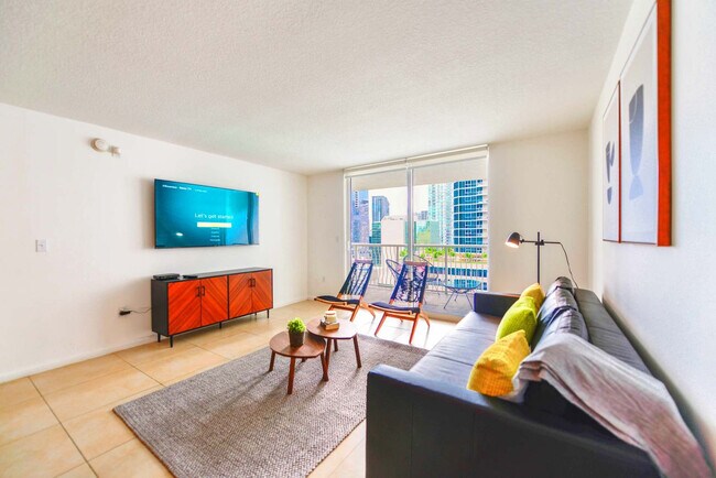 Foto del edificio - 1200 Brickell Bay Dr