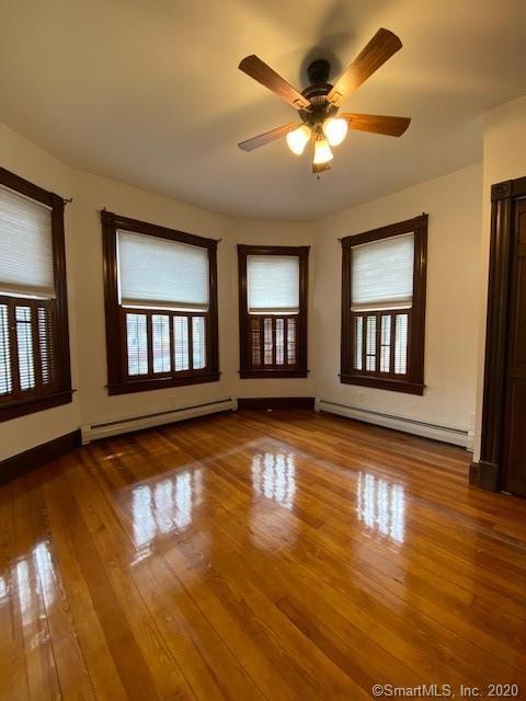 Foto del edificio - 174 Meadow St