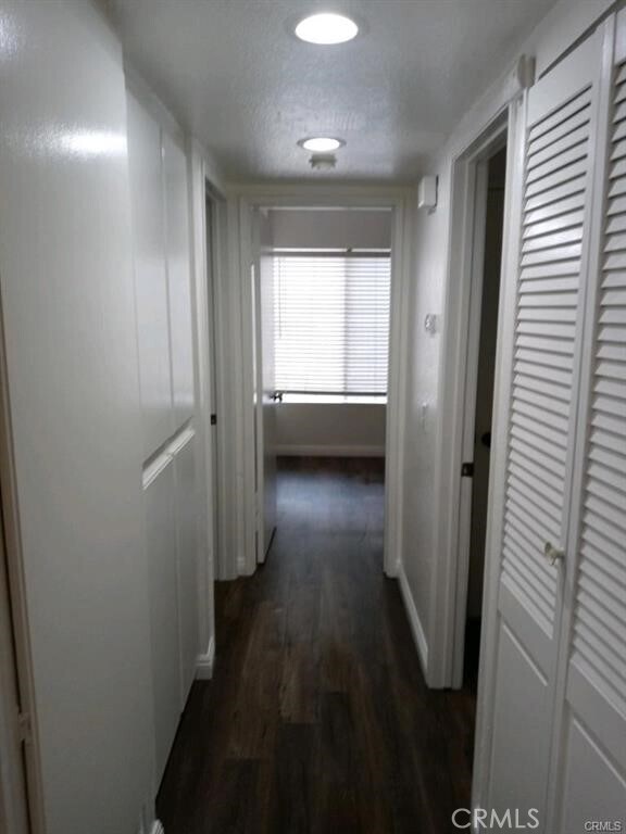 Building Photo - 22869 Hilton Head Dr