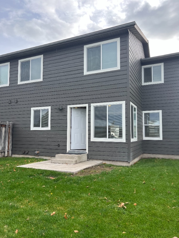 Foto del edificio - 1983 Greatview Dr