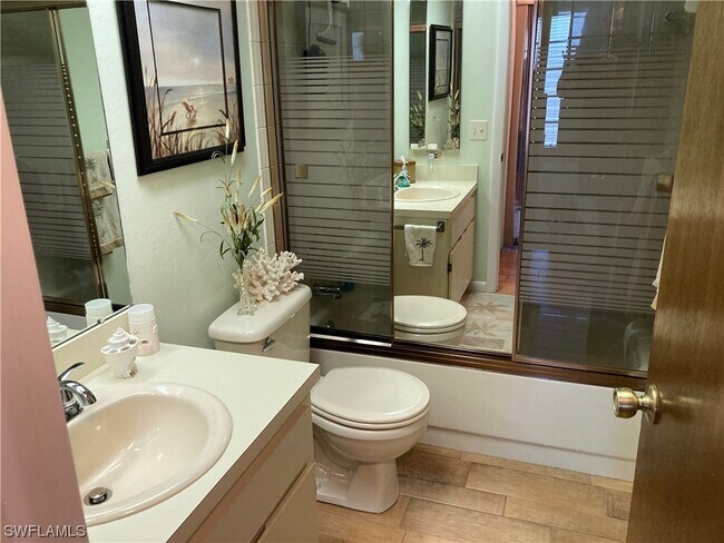 Foto del edificio - 15350 Moonraker Ct