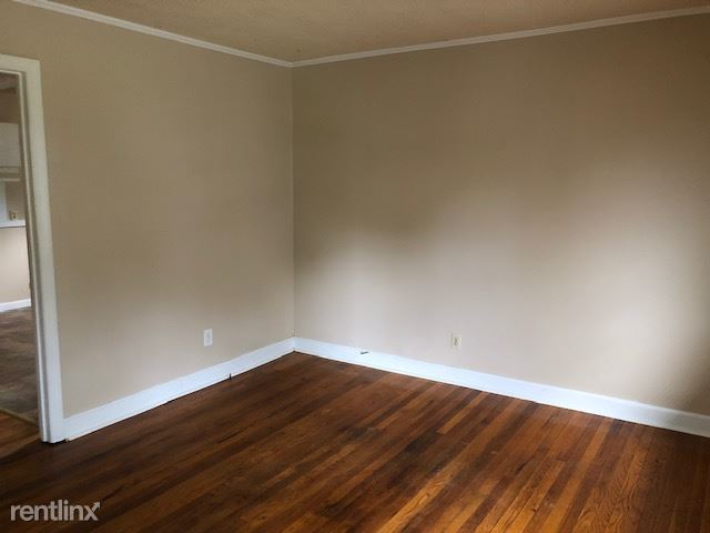 Foto del edificio - 3 br, 1 bath House - 2609 Textile Dr