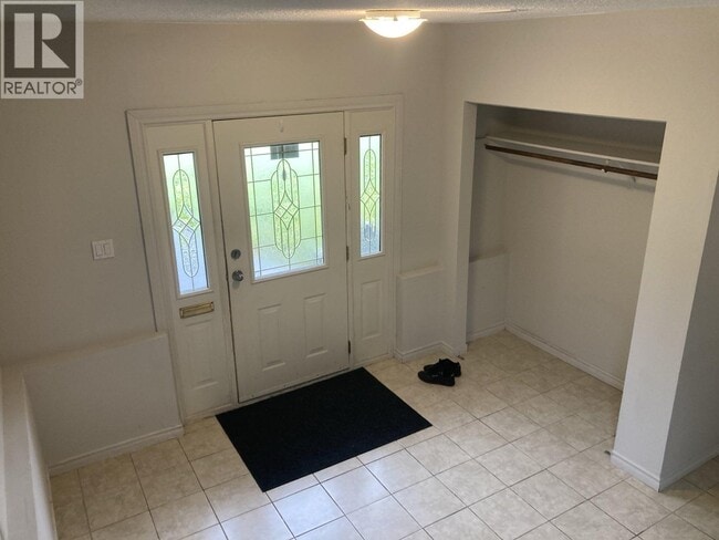 Building Photo - 2161 Prairie Ave