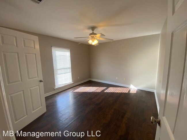 Building Photo - 3 br, 2 bath House - 13301 Savannah Drive