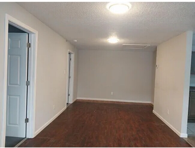 Foto del edificio - 4566 Knoxville Hwy