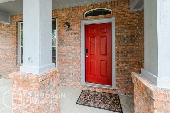 Building Photo - 320 Bayberry Dr