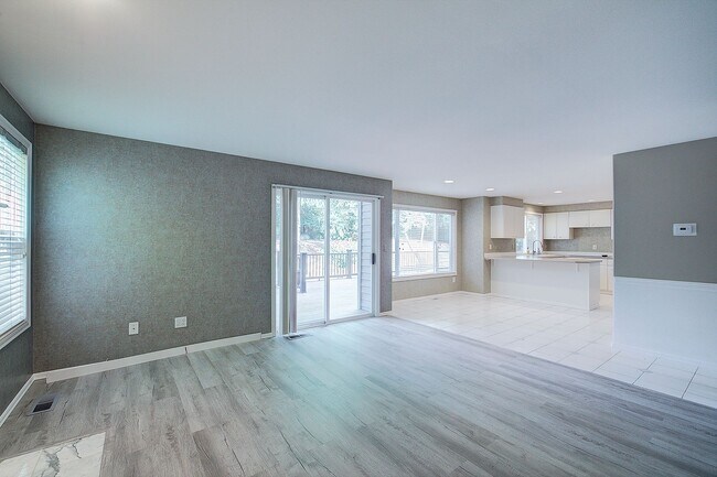 Foto del edificio - 4Bd/2.5Ba Sammamish Home