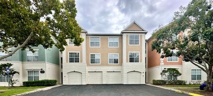 Building Photo - 12825 Madison Pointe Cir