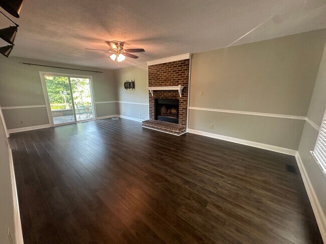 Building Photo - 4505 Digby Ct