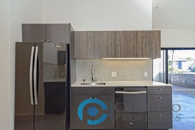 Foto del edificio - 2870 Fourth Ave