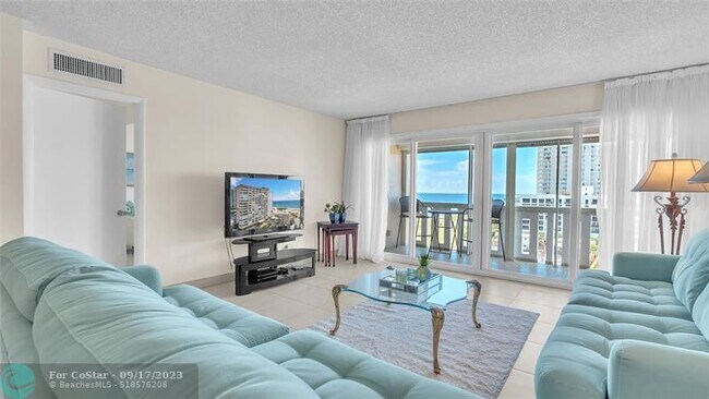 Building Photo - 1012 N Ocean Blvd