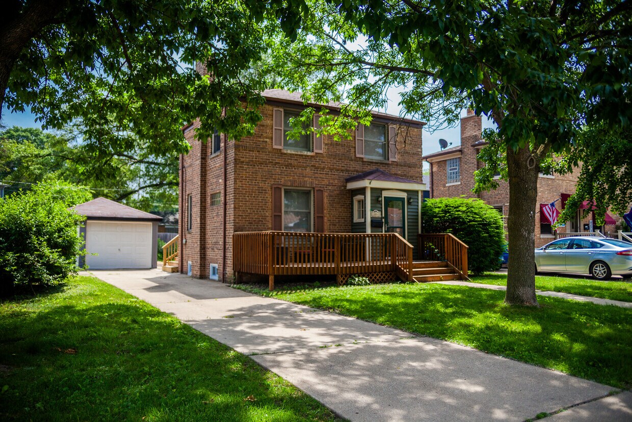 Foto principal - 10043 S Talman Ave