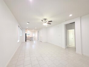 Building Photo - 40732 Guillemont Ln